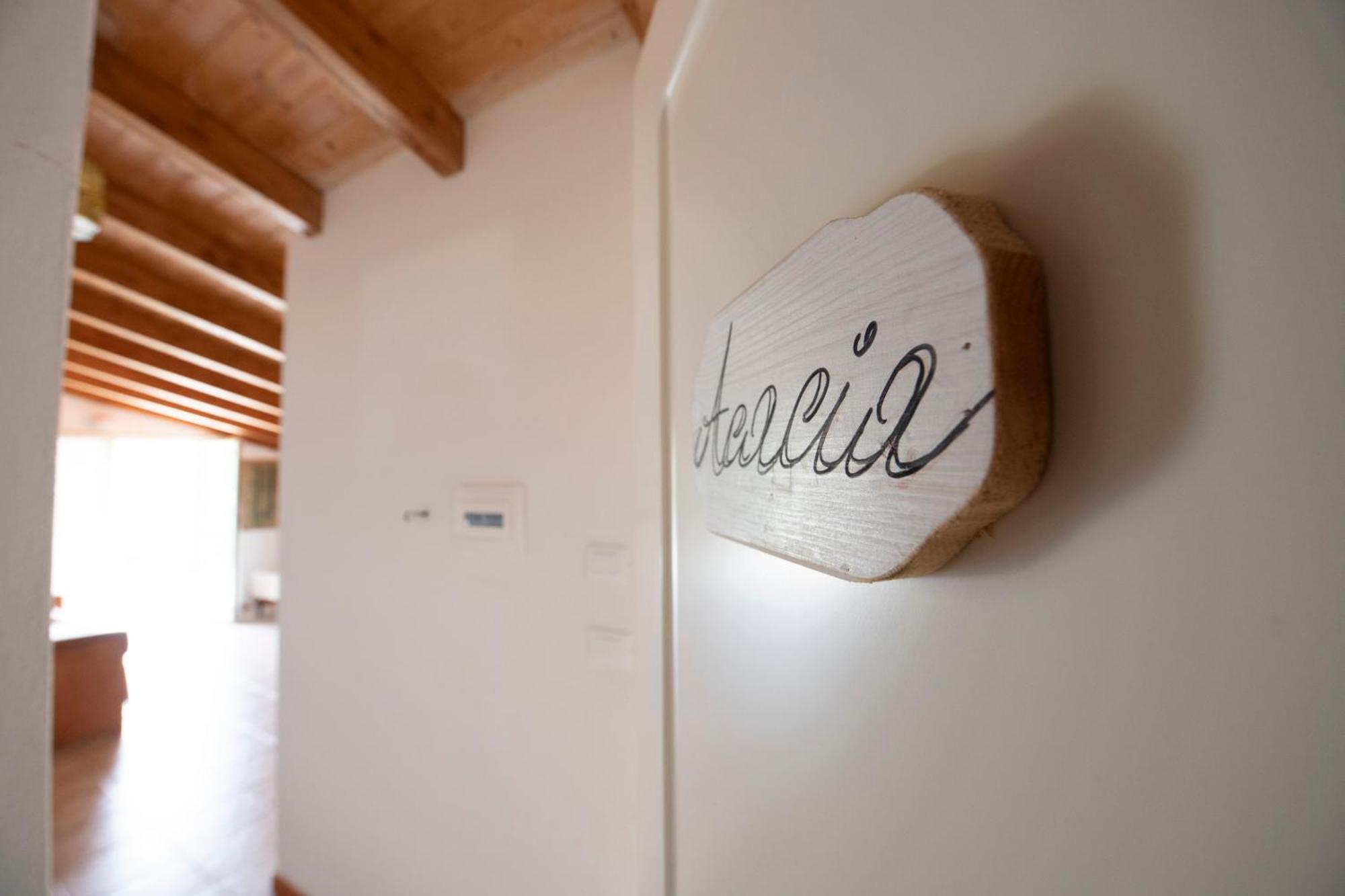 211 - Appartamento Acacia, Terrazza Giardino E Piscina Carro Eksteriør bilde