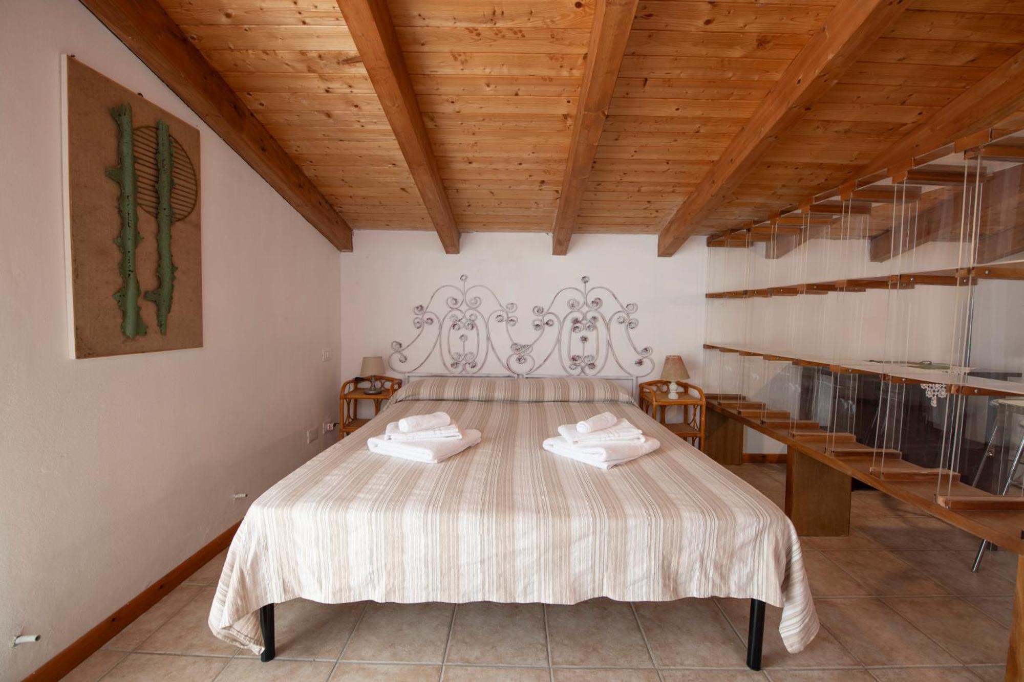 211 - Appartamento Acacia, Terrazza Giardino E Piscina Carro Eksteriør bilde